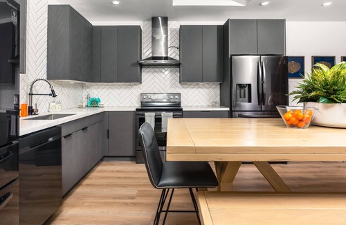 Carlsbad Villa | San Diego’s newest luxury 4 bedroom rental home in the heart of Carlsbad. 5 star