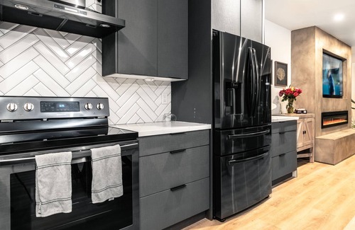 Carlsbad Villa | San Diego’s newest luxury 4 bedroom rental home in the heart of Carlsbad. 5 star