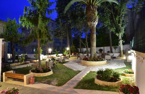 Loreto Hotel | San Gabriele