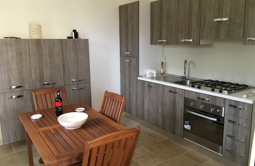 Patu Villa | SALENTO: EN SAN GREGORIO VILLA CON SIGLO OLIVO, JARDÍN Y PORCHE