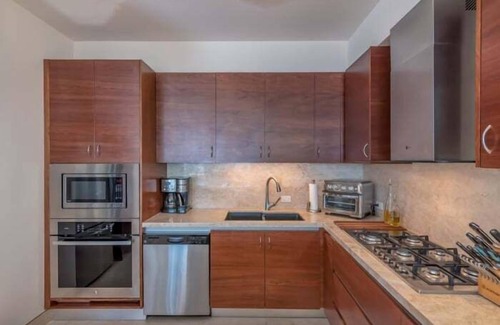 Cabo San Lucas Casa | Casa Ballena 3bd/3ba Condo In Heart Cabo Corridor