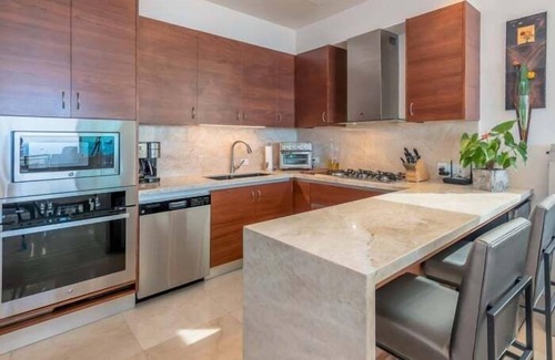 Cabo San Lucas Casa | Casa Ballena 3bd/3ba Condo In Heart Cabo Corridor
