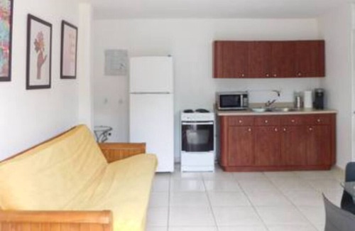 Sabana Llana Sur Condominio | San Juan Cozy Apartment