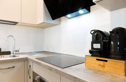 Giaveno Apartamento | San Lorenzo Apartment with Balcony and Air Conditioning