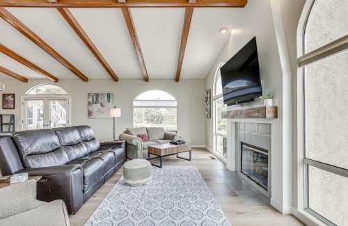 Lake San Marcos Casa | San Marcos Getaway with Deck and Lake Views!
