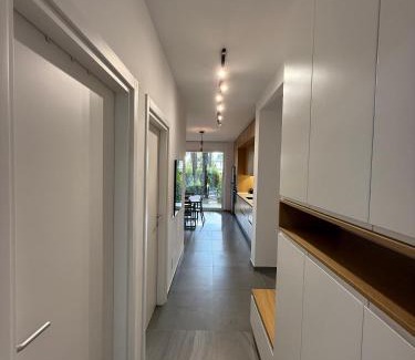 Ishem Apartamento | San Pietro Yard Apartment