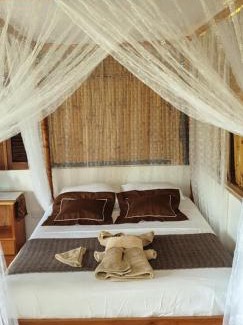 Catarina Cabina | San Simian Lodge