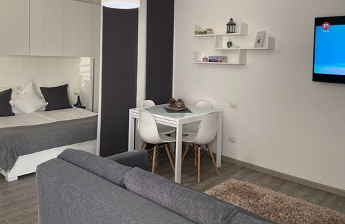Quarto Cagnino Apartamento | "San Siro's Lights"