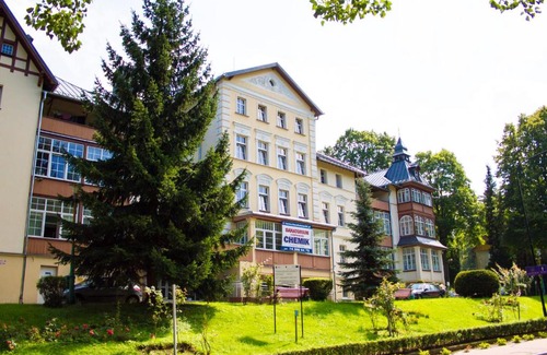 Duszniki Zdroj Complejo | Sanatorium Uzdrowiskowe Chemik