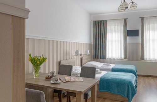 Duszniki Zdroj Complejo | Sanatorium Uzdrowiskowe Chemik