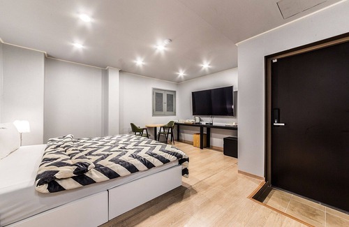 Gwangjeong-dong Hotel | Sanbon Praha