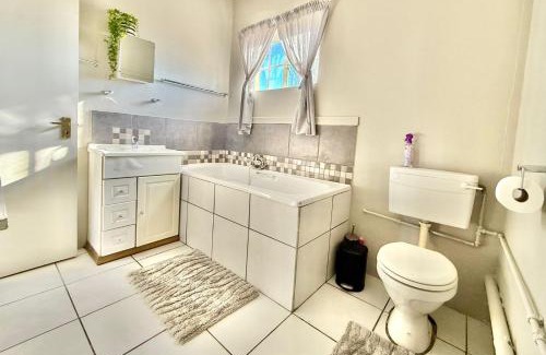 Kimberley Chalet De Esquí | Sanctuary Guesthouse