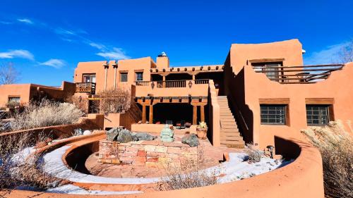 Lamy Cabina | Sanctury Retreat in an Oasis near Santa Fe