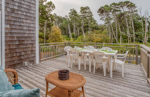 Manzanita Casa | Sand Bucket