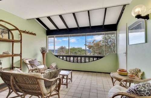 Kralendijk Apartamento | Sand Dollar 1 Bedroom Oceanfront Apartment A16
