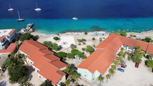 Kralendijk Apartamento | Sand Dollar 1 Bedroom Oceanfront Apartment A16