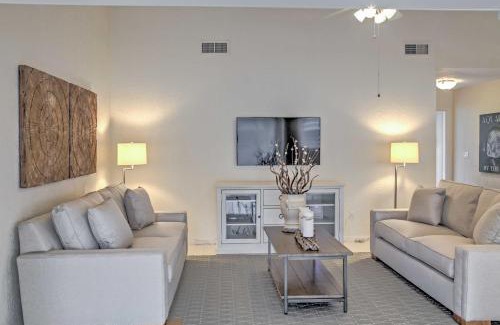 Jensen Beach Casa | Sand Dollar Jenson Beach Home with Pool Access!