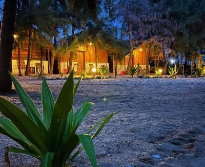 Pottuvil Division 2 Casa | Sand Dune Beach Resort & Surf Camp