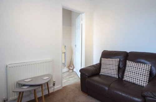 Holywell Cabaña | 1 bedroom accommodation in Holywell Bay