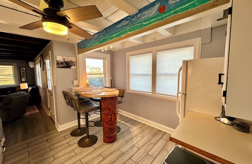 Colington Cabaña | Sand Life - Pelican's Northern Nest -Pet Friendly!