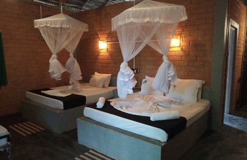 Udawalawa Hotel | Sandalwood Cottage