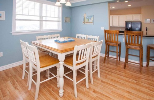 Sandbridge Condominio | Sandbridge Dunes #109- Oceanfront facing unit- pool!