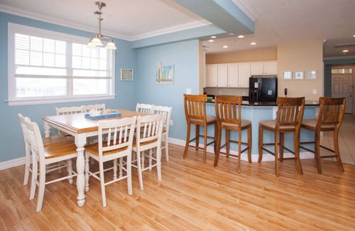 Sandbridge Condominio | Sandbridge Dunes #109- Oceanfront facing unit- pool!