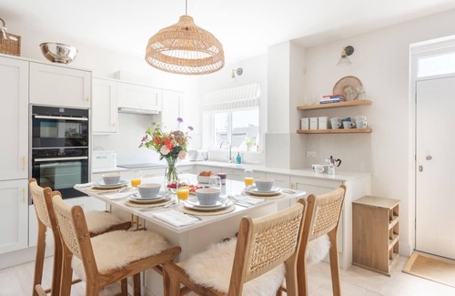 Salcombe Cabaña | Sanderling - a beautiful coastal home in the centre of Salcombe