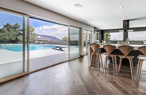 Sandia Heights North Casa | Sandia Foothills Retreat- Swimming Pool/Spa - Amazing Views!