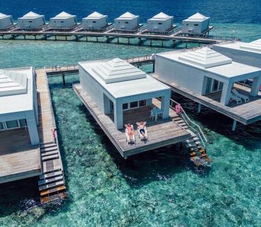 Bathala Island Complejo | Sandies Bathala
