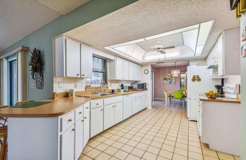 Fruitville Casa | Sandill Creek - Home in Sarasota Near Public Park