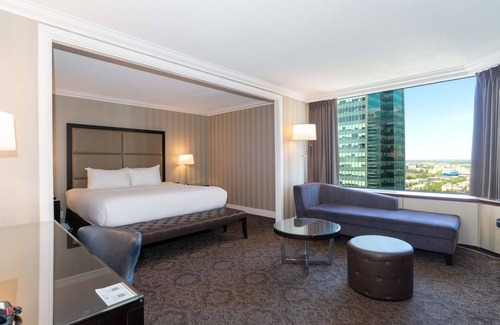 Downtown Edmonton Hotel | Sandman Signature Edmonton Downtown Hotel