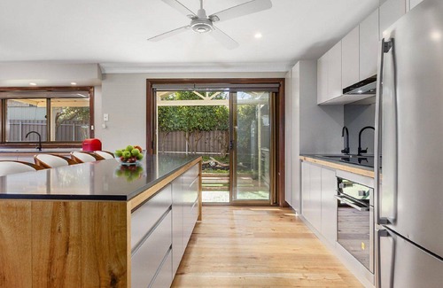 Beechworth Casa | Sandor's Sanctuary - home with indoor spa