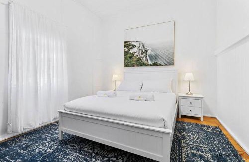 Bongaree Casa | Sandown Beachside Cottage
