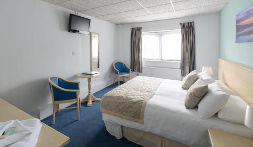 Esher Hotel | Sandown Park Lodge