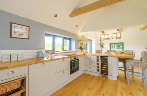 Saxmundham Cabaña | Sandown, sleeps 12 - near Snape Maltings & Aldeburgh -Aldeburgh Coastal Cottages