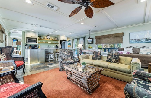 East End Casa | Sandpiper Cottage Ground Level Home