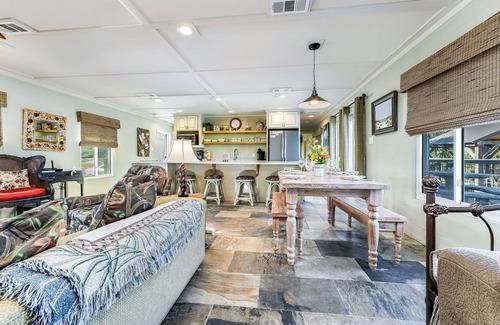 East End Casa | Sandpiper Cottage Ground Level Home