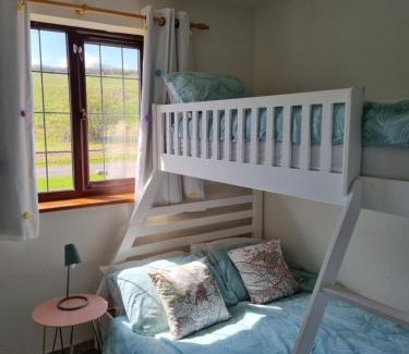 North Buckland Casa | Sandpiper Cottage: cosy home near the beach