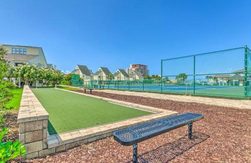 Holiday Isle Apartamento | Sandpiper Cove Escape on Canal - Walk to Beach!
