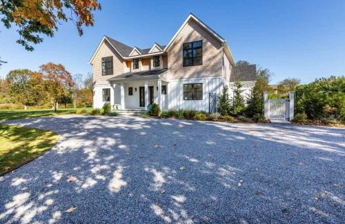 Silver Beach Casa | Sandpoint by Rove Travel Modern 5BR Family Home with Pool