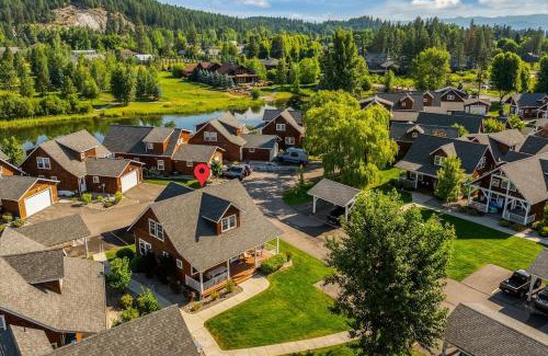 Dover Bay Casa | Sandpoint Shenanigans