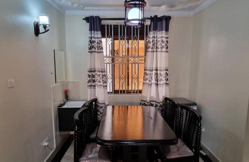 Kireka Casa | Sandra's Crib with unlimited Internet