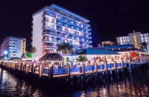 Pompano Beach Hotel | Sands Harbor Resort and Marina