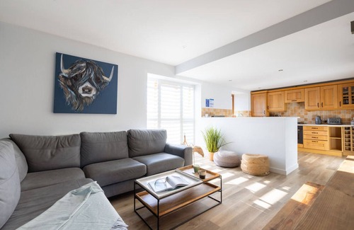 Trenance Casa | Sandseekers Barn - Tres Habitaciones Casa, Capacidad 6