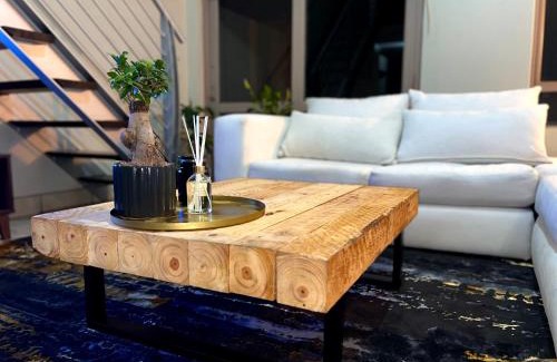 Greater Johannesburg Metropolitan Area Apartamento | Sandton - Japandi style 1 bedroom Loft apartment