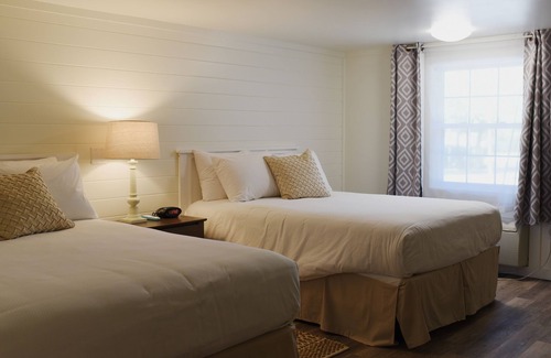 Sandwich Hotel | Sandwich Inn and Suites