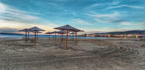 Ljubac Apartamento | Sandy beach apartments