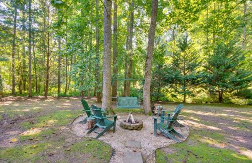Lake Lure Casa | Sandy Beach, Fun Games and Barn Lake Lure Gem!