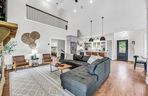 Moneta Casa | Sandy Bottom Cove, New Lakefront Luxury w/ Covered Decks + Heated Salt Pool, Beach, Hot Tub, Dock!